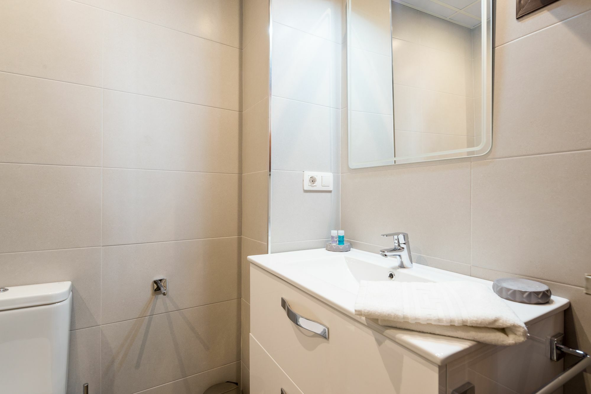 Apartment Colon Relax & Quiet Business & Family Málaga